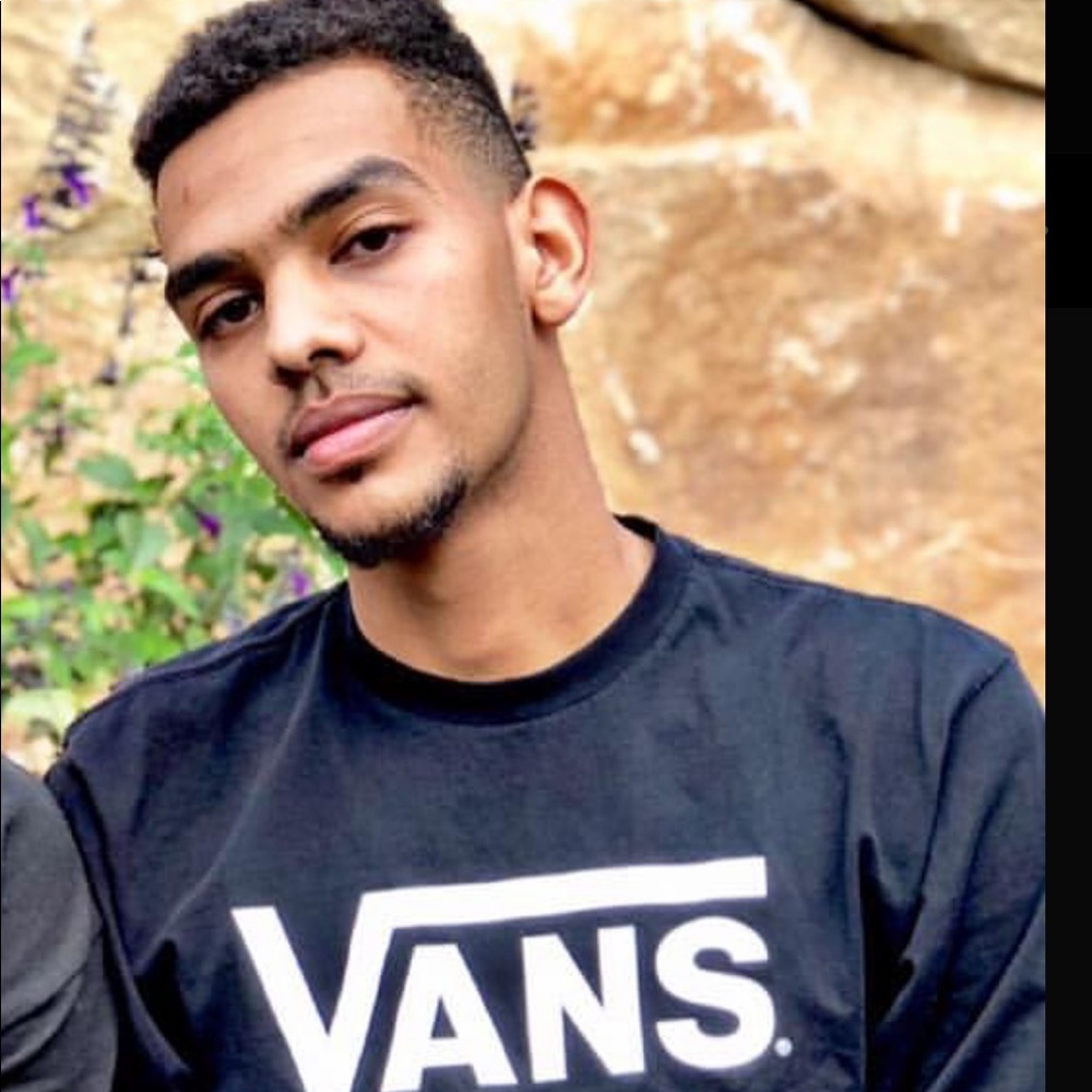 Meet your Posher, Ahmed